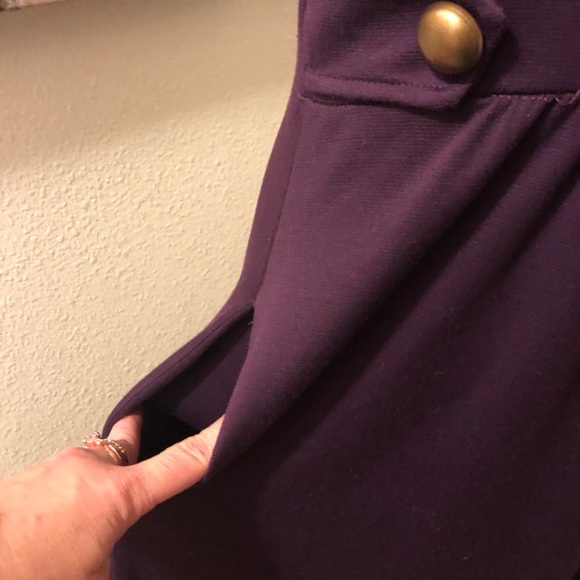 Adorable sleeveless cowl neck dress size small - Picture 5 of 7